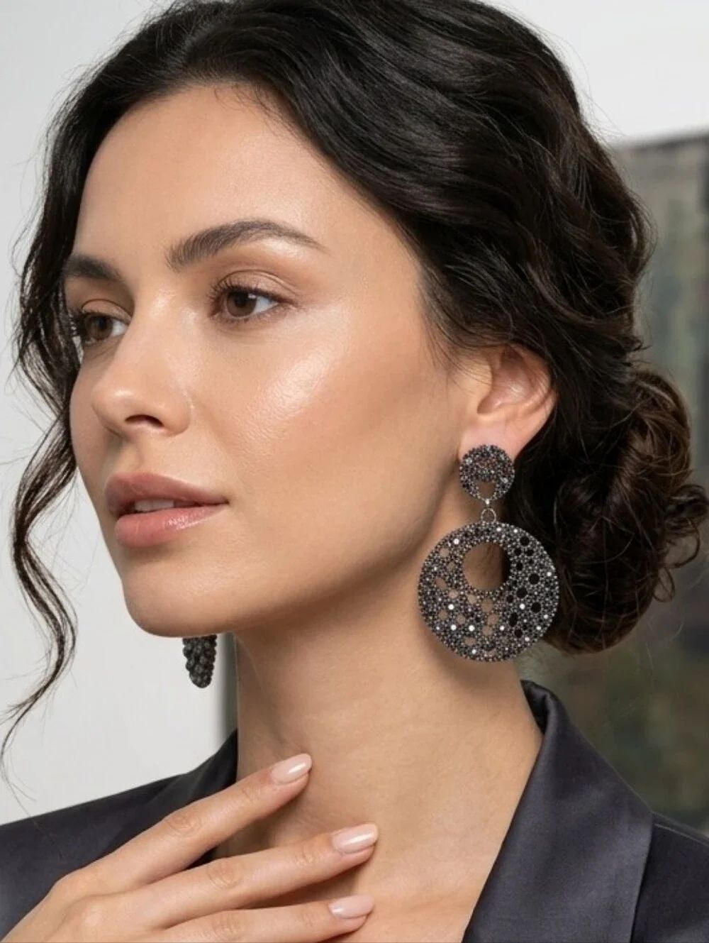 Glamorous Black Graphite Crystal Pavé Open Disc Statement Drop Earrings